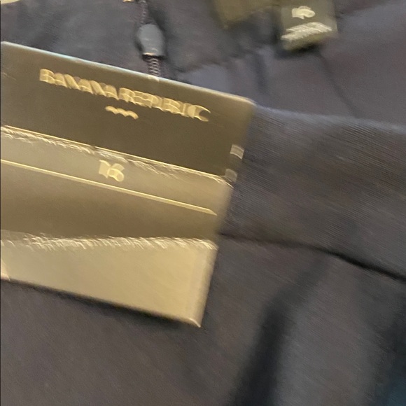 Banana Republic Navy Mini Skirt size 16 length 19” waist 36” zipper back - Picture 6 of 8